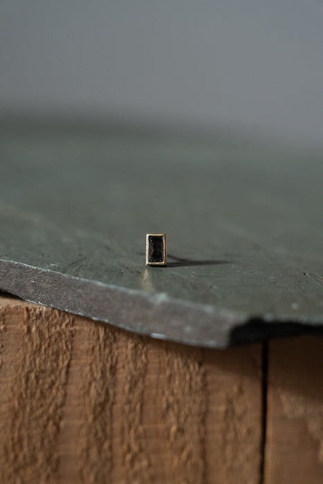 smokey baguette studs