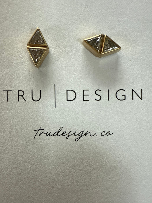 delta earrings