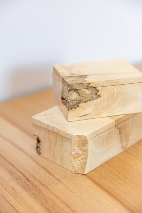 MAPLE WOOD LINED BAND SAW BOXES